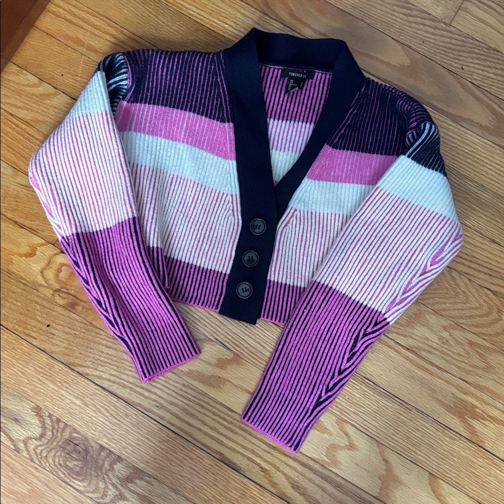 Forever 21 Pink Striped Crop Cardigan NEW!! Size small - Picture 6 of 7